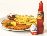 Kinder-Wiener vom Huhn mit Beilage